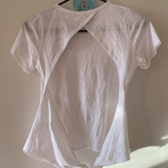 NWT VSPINK OPEN BACK T-SHIRT - Picture 2 of 4